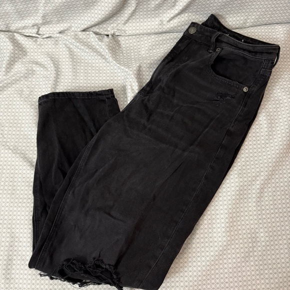 American Eagle Outfitters Denim - American Eagle Women’s Black/Gray Ripped Mom Jeans - 12